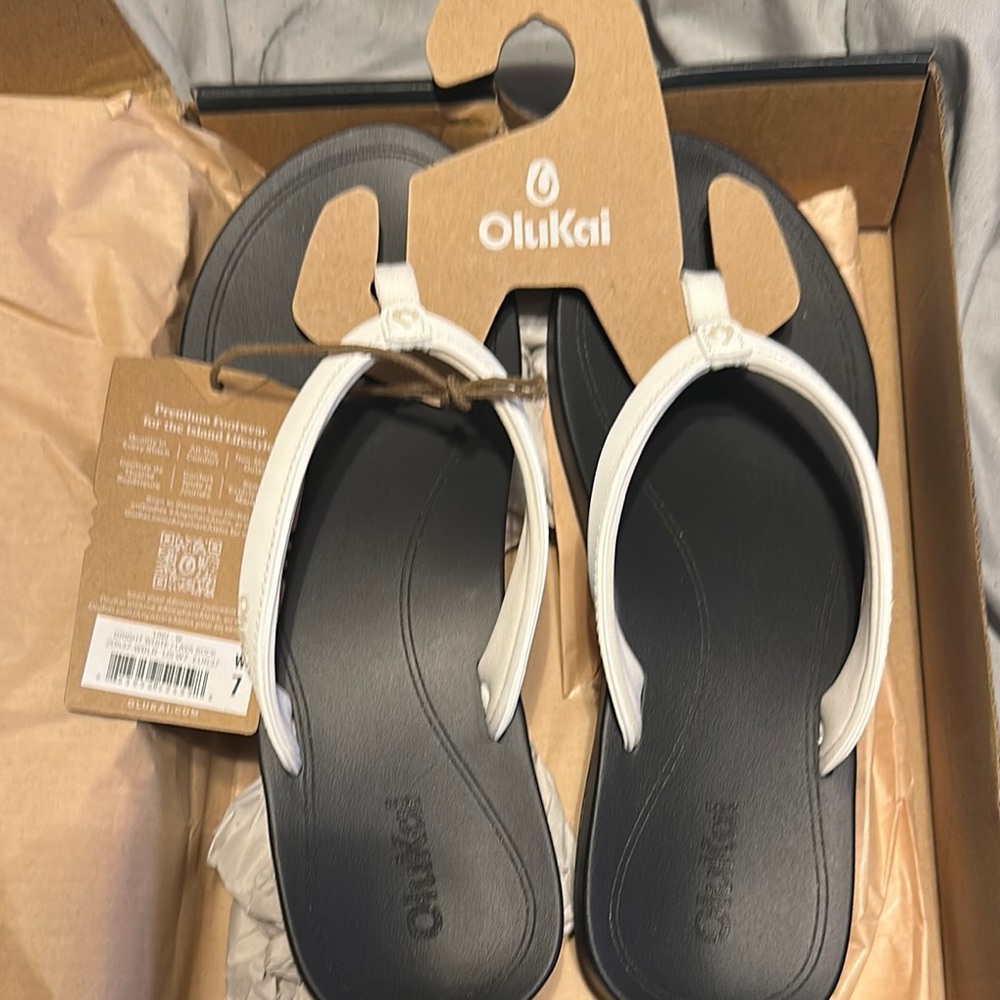 Olukai Women's White Sandals